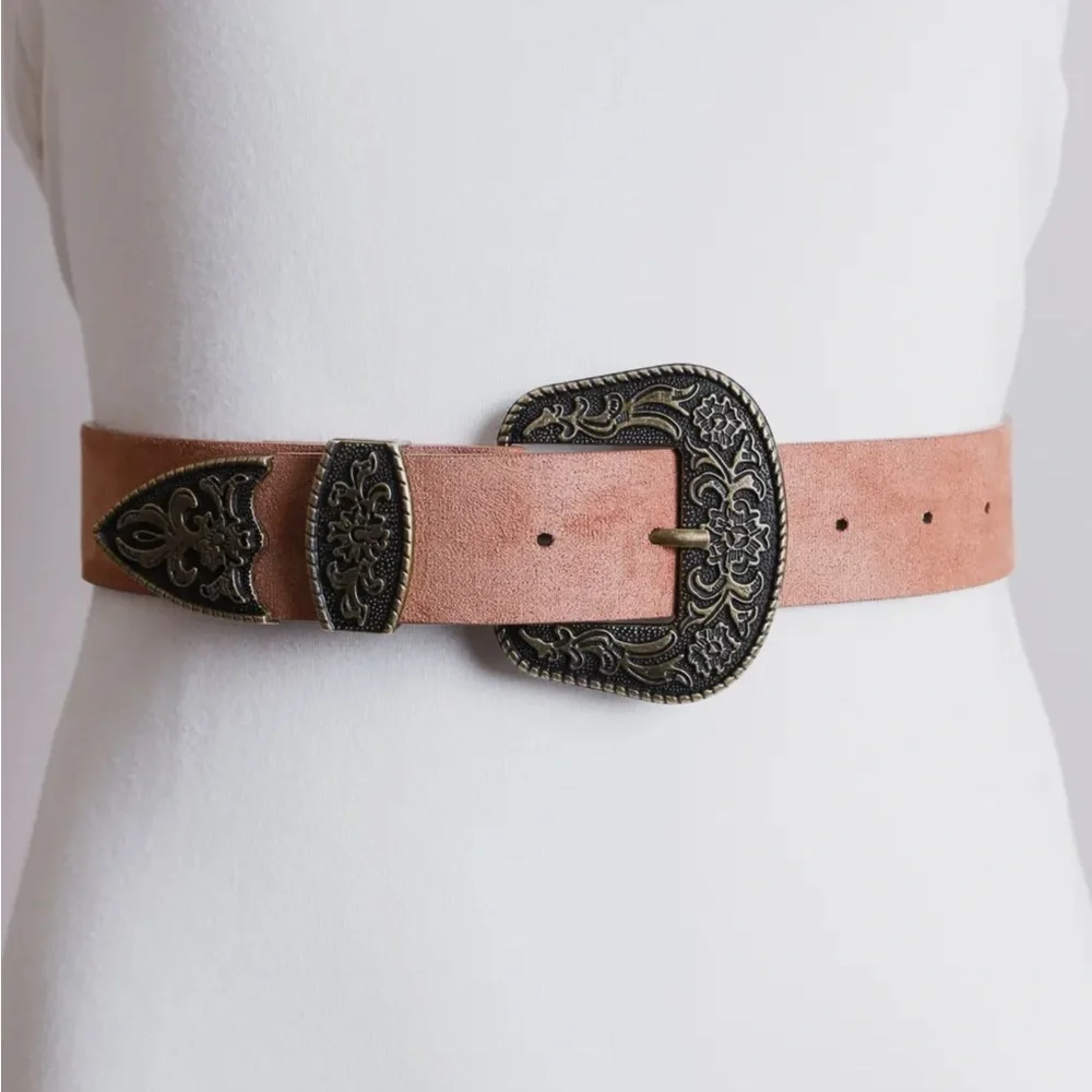 Antique gold Stylish Camel Belt with Gold Buckle NWT OSFA